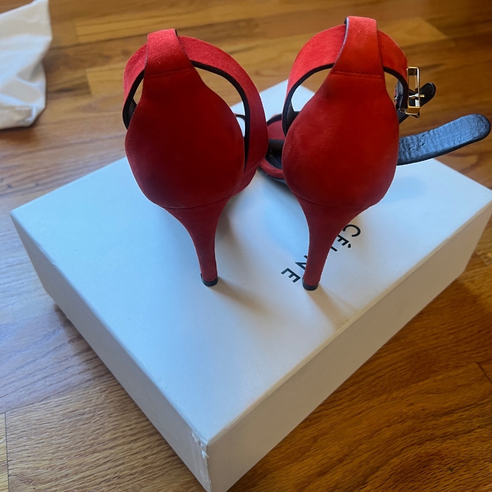 Celine - Picture 4 of 6